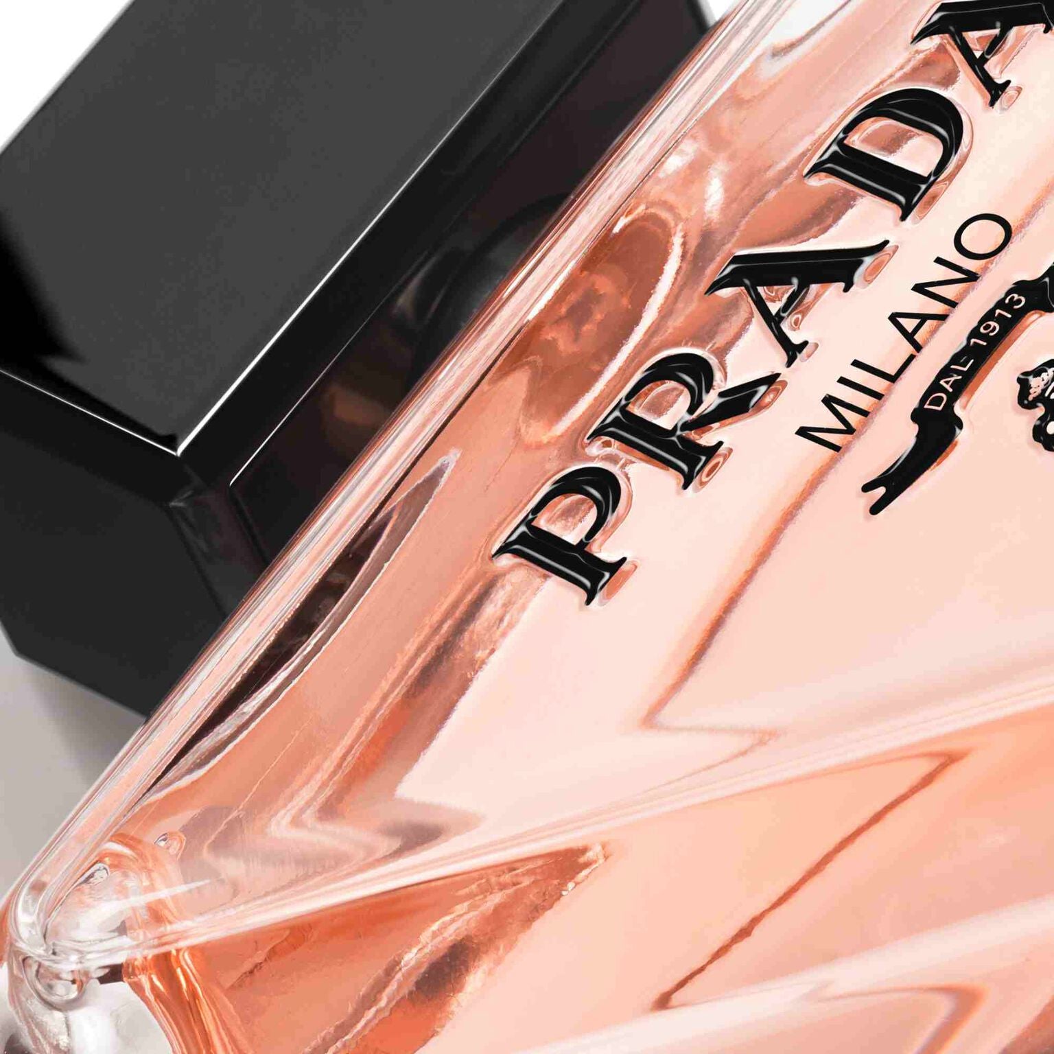 Prada Paradoxe Eau De Parfum 90ml